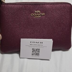 Coach Corner Zip Wristlet bag